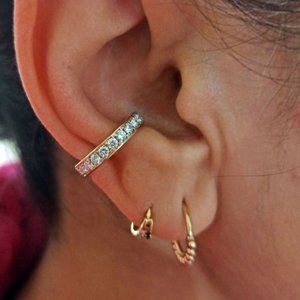 14k gold, genuine diamond clicker earring